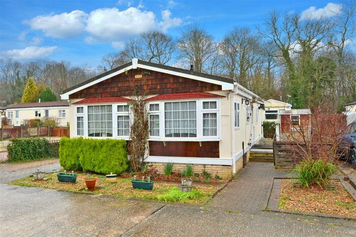 2 Bedroom Park Home For Sale In Havenwood, Arundel, West Sussex, BN18