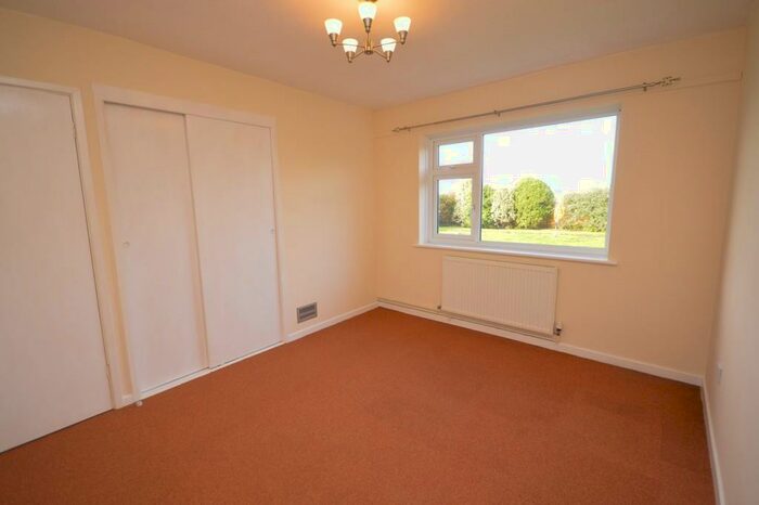 2 Bedroom Detached Bungalow To Rent In Watton, IP25