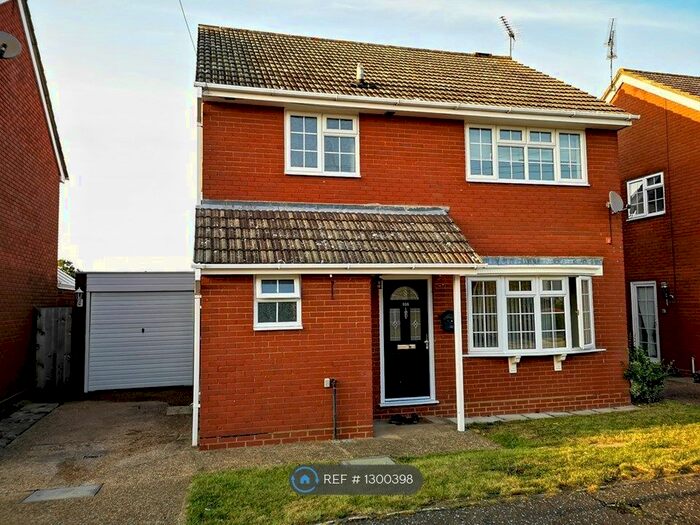4 Bedroom Detached House To Rent In St Fabians Drive, Chelmsford CM1