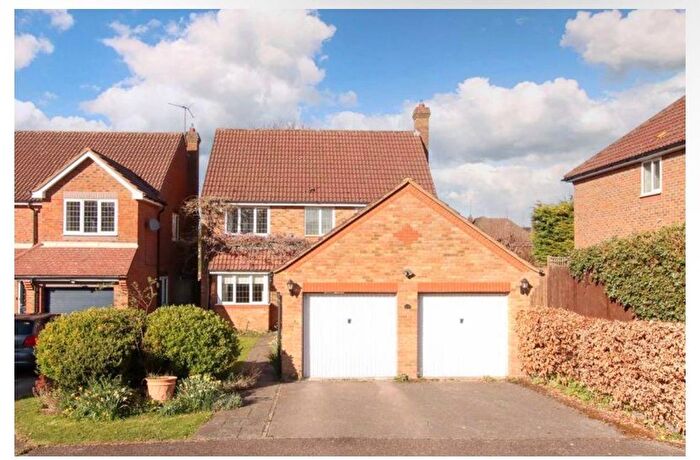 4 Bedroom Detached House To Rent In Bishops Field, Aston Clinton, Aylesbury, HP22
