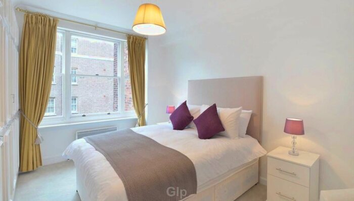 1 Bedroom Flat To Rent In Hill Street, Mayfair, W1J