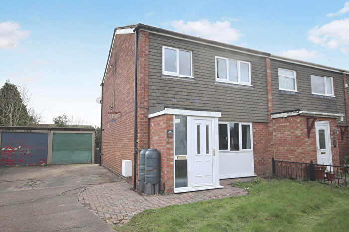 3 Bedroom End Of Terrace House For Sale In Middle Street, North Hykeham, LN6