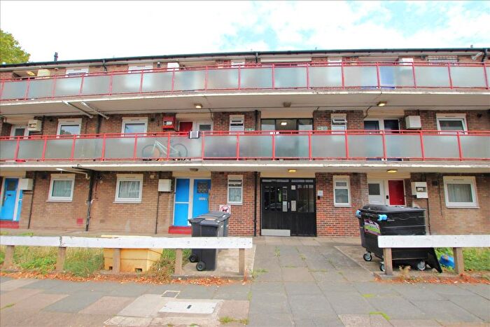 1 Bedroom Flat To Rent In St Johns Road, Tottenham, London, N15