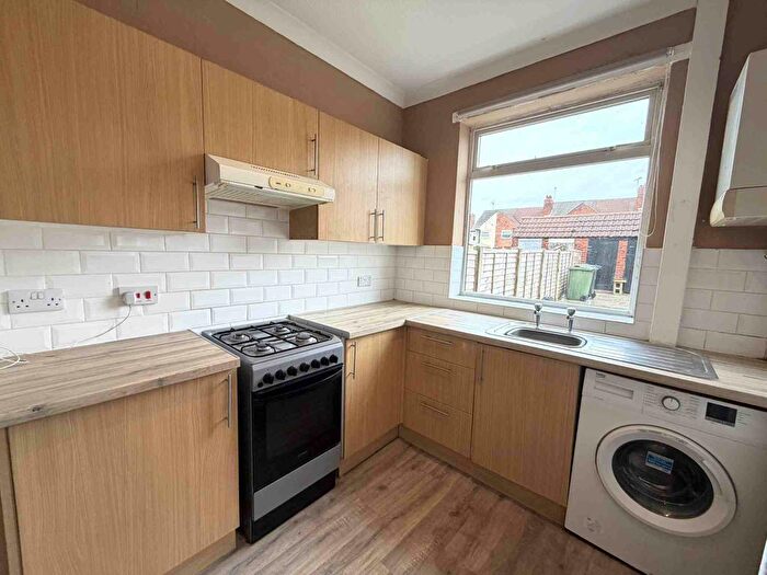 2 Bedroom Terraced House To Rent In Sherwood Street, Bolsover, Chesterfield, S44
