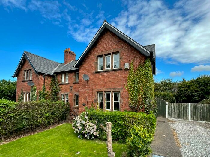 3 Bedroom Semi-Detached House For Sale In Lord Sefton Way, Great Altcar, Liverpool, L37