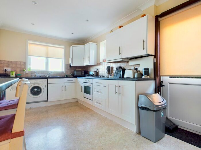 4 Bedroom Terraced House To Rent In Staplefield Drive, Brighton, BN2