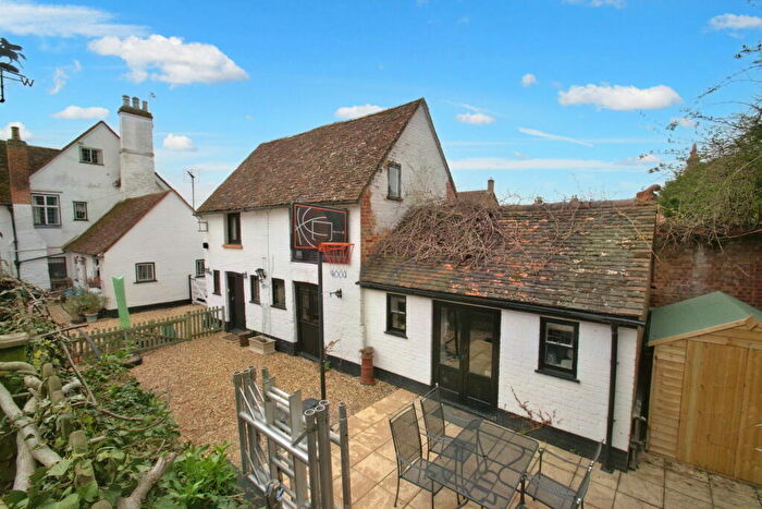 2 Bedroom Cottage To Rent In High Street, Silsoe, Bedford, MK45