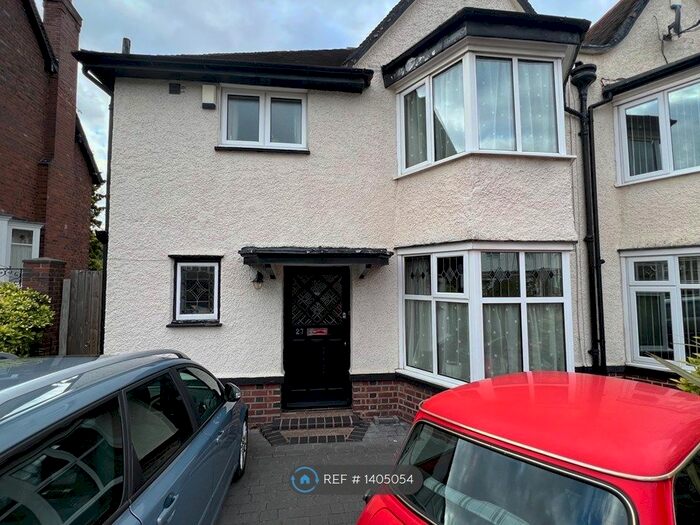 4 Bedroom Semi-Detached House To Rent In Philip Victor Road, Birmingham, B20