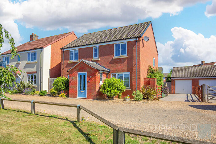 4 Bedroom Detached House For Sale In Baker Drive, Hethersett, NR9