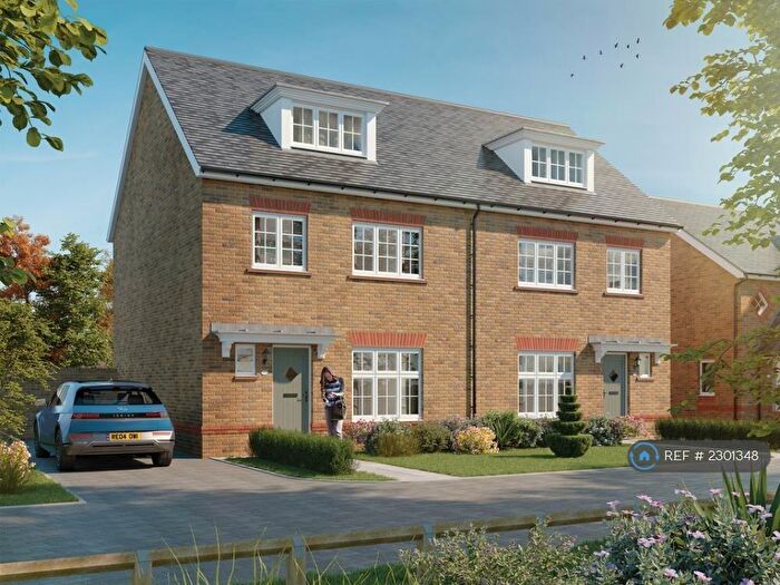 3 Bedroom Semi-Detached House To Rent In Hackett Way, Chichester, PO19