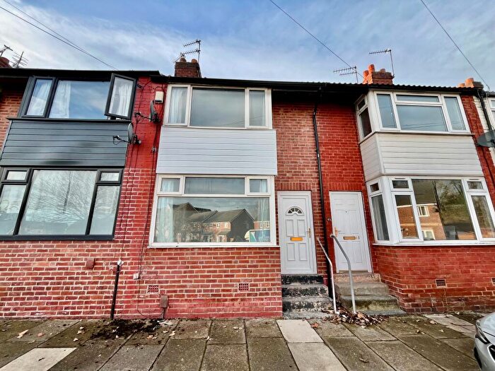 2 Bedroom House To Rent In Toft Street, Leeds, LS12