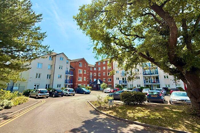1 Bedroom Retirement Property For Sale In Beach Road, Weston-Super-Mare - No Chain, BS23
