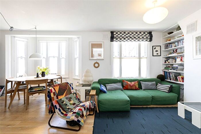 3 Bedroom Flat To Rent In Highbury Grange, London, N5