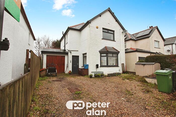 3 Bedroom Detached House For Sale In Heol Hir, Llanishen, Cardiff, CF14