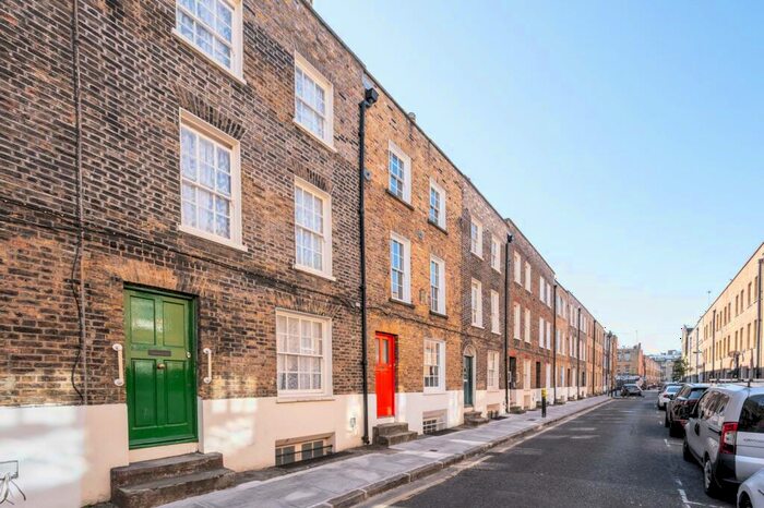 4 Bedroom Terraced House To Rent In Parfett Street, , Whitechapel, London, E1