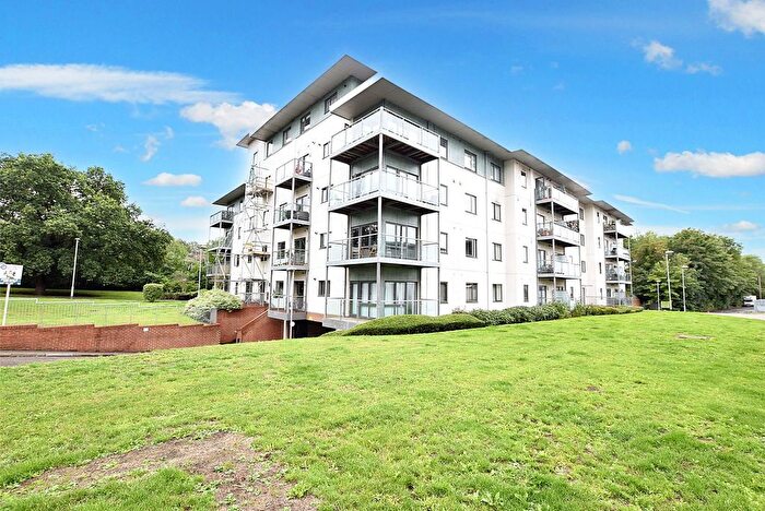 2 Bedroom Flat To Rent In Rollason Way, Adlington House Rollason Way, CM14