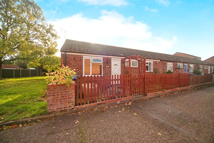 3 Bedroom Semi-Detached Bungalow For Sale In Aureole Walk, Newmarket, CB8