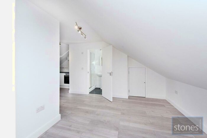 1 Bedroom Property To Rent In Chapter Road, London, NW2