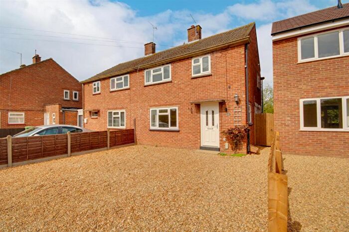 3 Bedroom Semi Detached House For Sale In Old Mill Avenue, Warboys, PE28