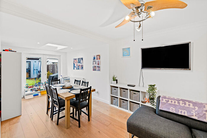 4 Bedroom Terraced House For Sale In Ref: Sb - Vevers Road, Reigate, RH2