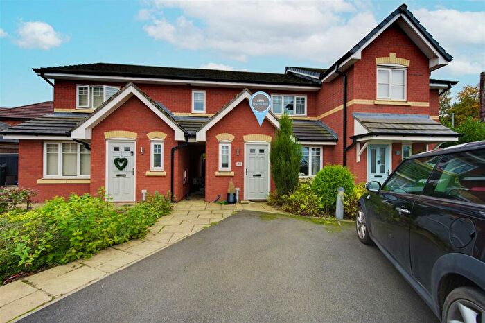 2 Bedroom Town House For Sale In Cranberry Close, Eaton, Congleton, Cheshire, CW12