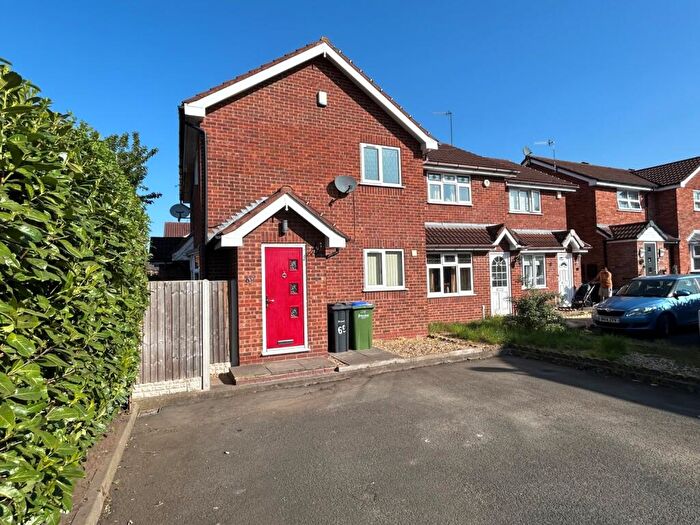 1 Bedroom Semi-Detached House To Rent In Best Street, Cradley Heath, West Midlands, B64