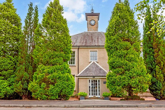 4 Bedroom Duplex For Sale In Dyers Close, Huntingtowerfield, Perth, PH1