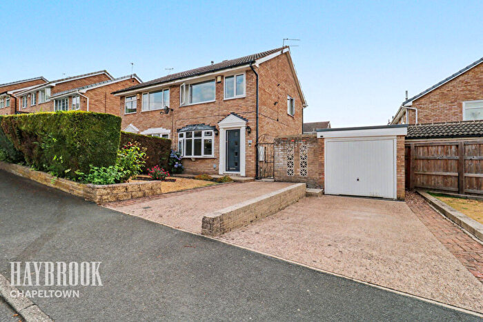3 Bedroom Semi-Detached House For Sale In Whernside Avenue, Chapeltown, S35