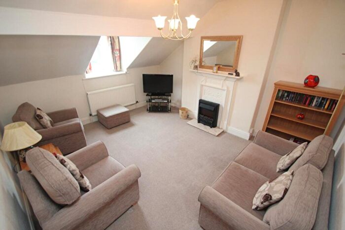2 Bedroom Flat To Rent In St. Marys Avenue, Harrogate, North Yorkshire, HG2