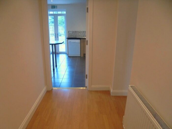 5 Bedroom Semi-Detached House To Rent In Albany Road, Woodhall Spa, LN10