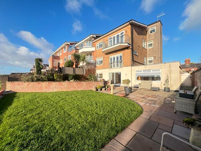 2 Bedroom Flat To Rent In The Willows, Clifton Drive, FY8