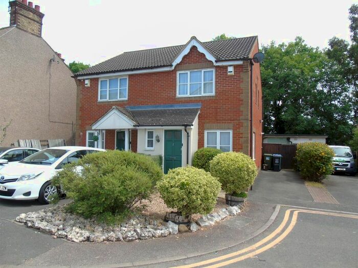 2 Bedroom Semi-Detached House To Rent In Ellenbrook Close, Watford, WD24