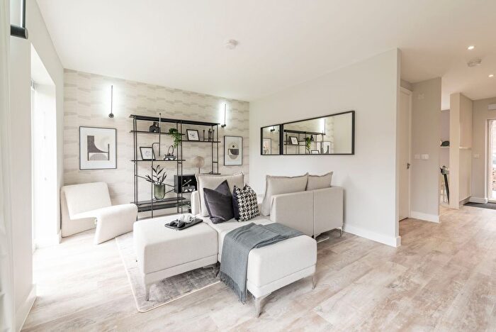 3 Bedroom Semi-Detached House For Sale In Danner Lane, Horwich, BL6