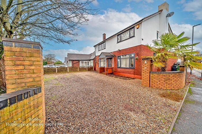 5 Bedroom Detached House For Sale In Dartmouth Drive, Aldridge, WS9