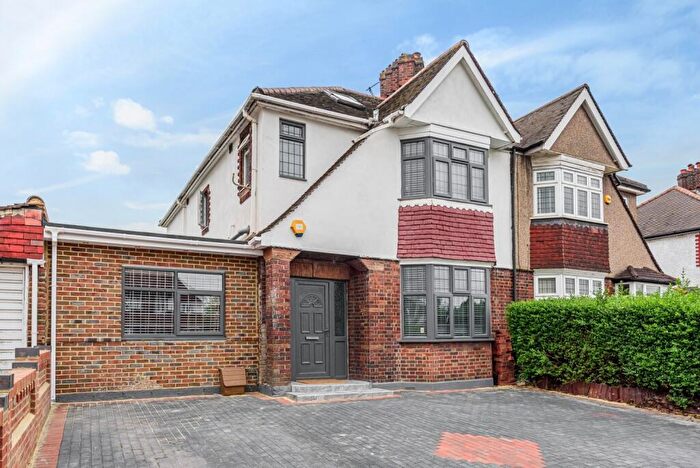 5 Bedroom Semi Detached House To Rent In Sidcup Road Lee, SE12