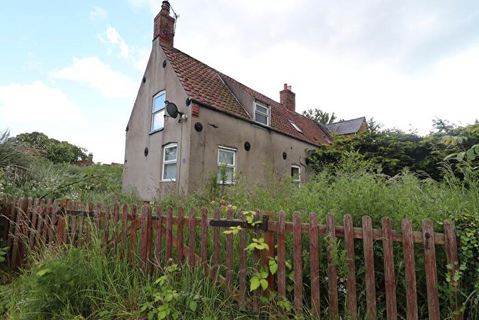 3 Bedroom Semi-Detached House For Sale In Abbey Road, Bardney, LN3