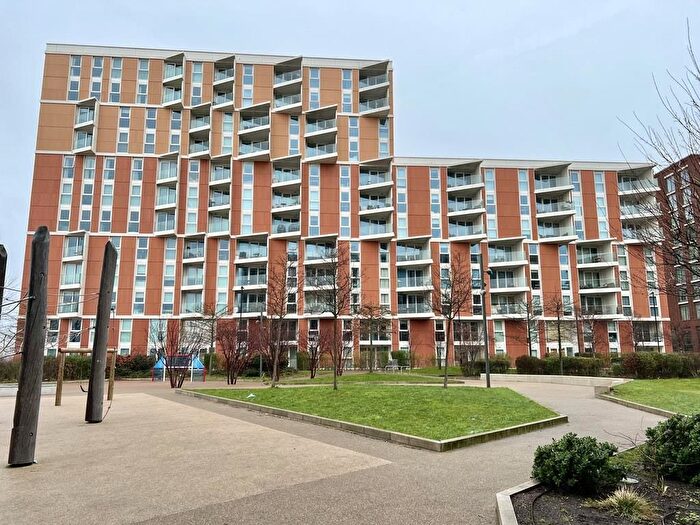 2 Bedroom Flat To Rent In Schooner Road, London, E16