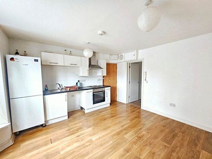 1 Bedroom Flat To Rent In Bellevue Road, Southampton, SO15