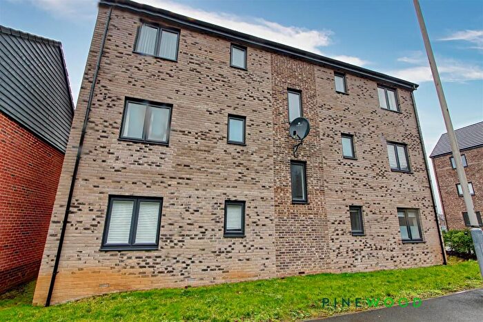 1 Bedroom Apartment For Sale In Laver Drive, Tapton, Chesterfield, Derbyshire, S41