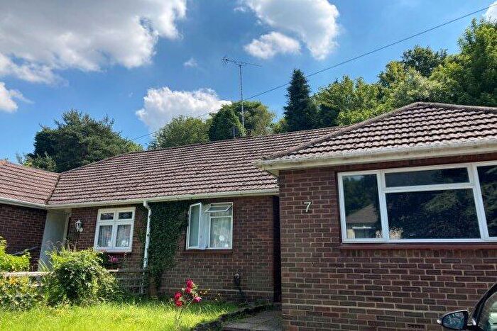 3 Bedroom Bungalow To Rent In Dale Valley Gardens, Southampton, SO16