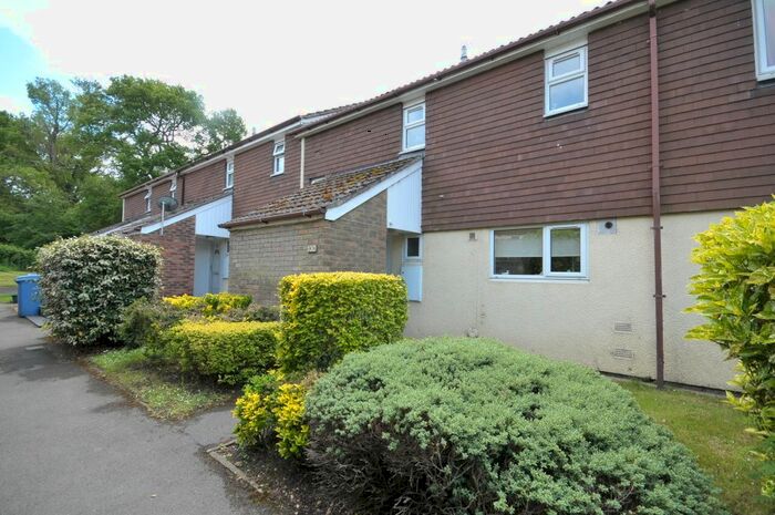 3 Bedroom Terraced House To Rent In Quetta Park, Church Crookham, GU52