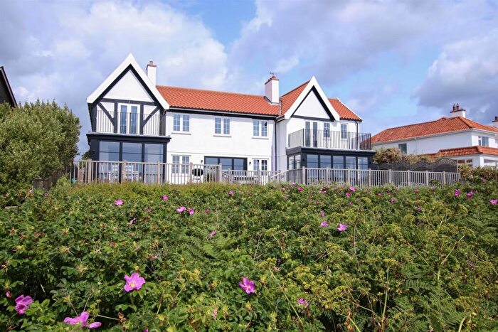 4 Bedroom Detached House For Sale In North End Avenue, Thorpeness, IP16