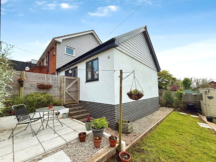 2 Bedroom Bungalow For Sale In Newlands Avenue, Exmouth, Devon, EX8