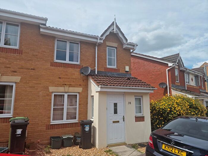 3 Bedroom Terraced House To Rent In Corinum Close, Emersons Green, Bristol, BS16
