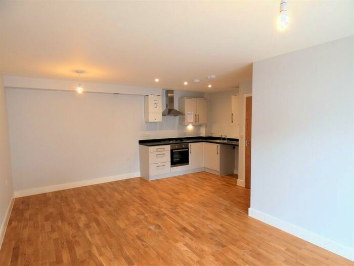 2 Bedroom Apartment To Rent In Camp Road, Farnborough, Hampshire, GU14