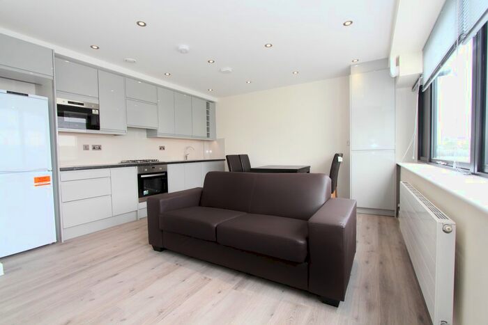 1 Bedroom Flat To Rent In Honeypot Lane, Stanmore HA7