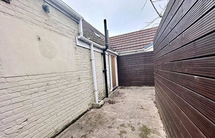 1 Bedroom Property To Rent In High Street, Clapham, MK41