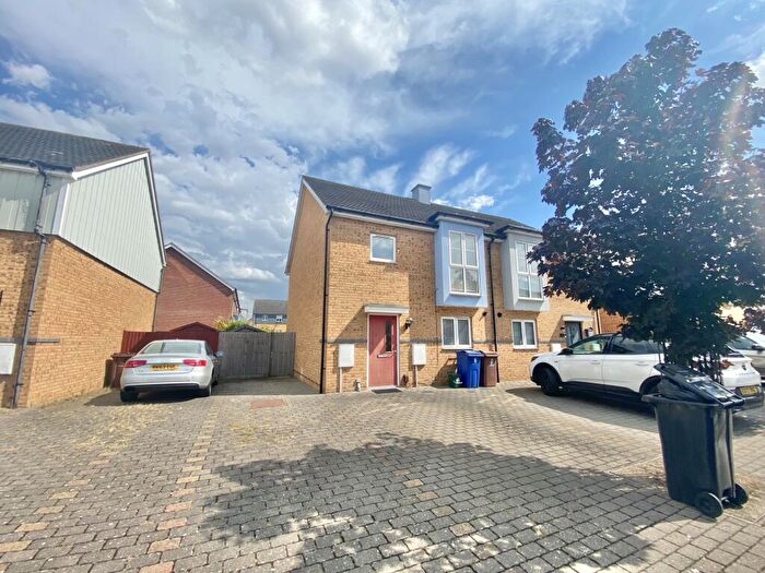3 Bedroom House To Rent In College Way, Grays, RM16