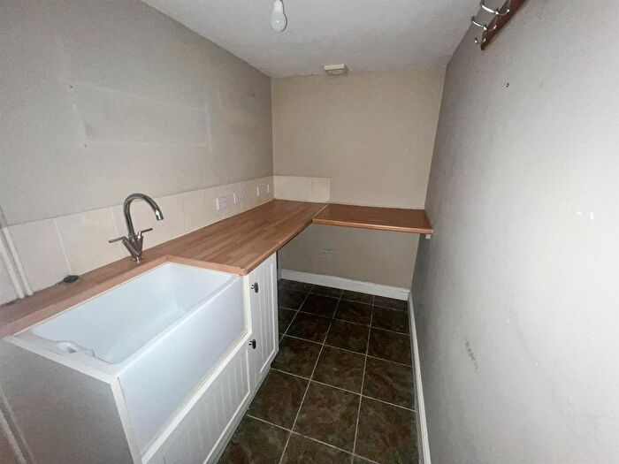 2 Bedroom Cottage To Rent In Folders Lane, Littledean, Cinderford, GL14