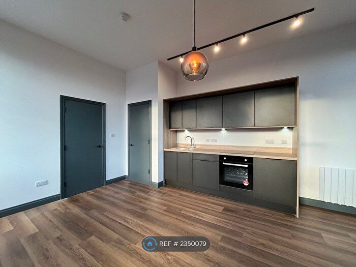 1 Bedroom Flat To Rent In Twist Lane, Leigh, WN7